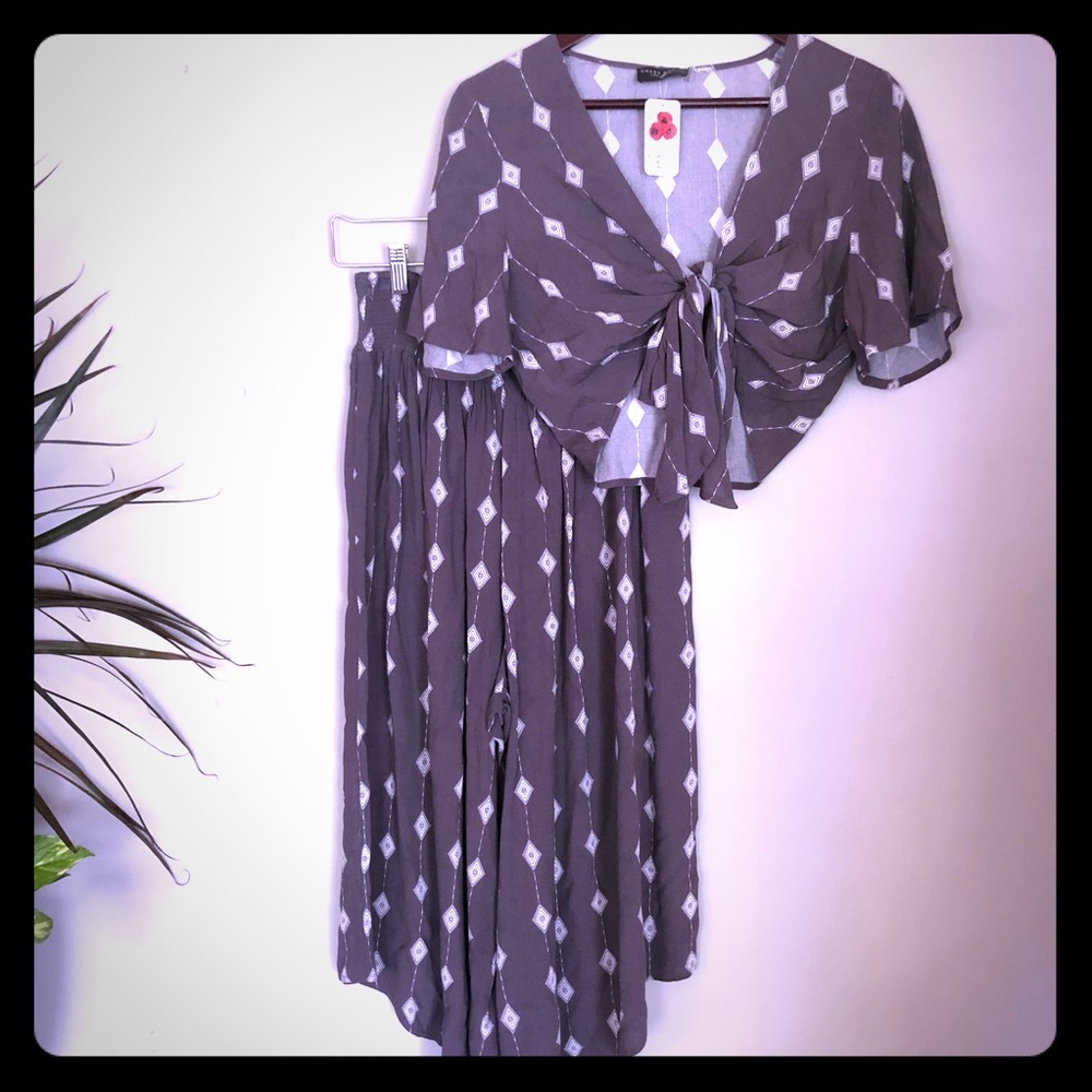 Dress Forum NWT Large two pieces